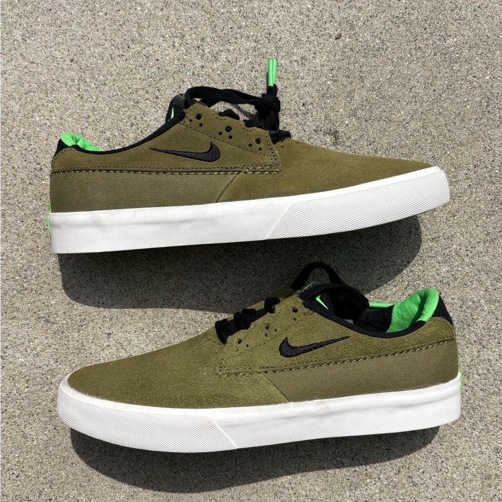 Nike SB Shane O’Neill Suede Sneakers - Picture 5 of 16